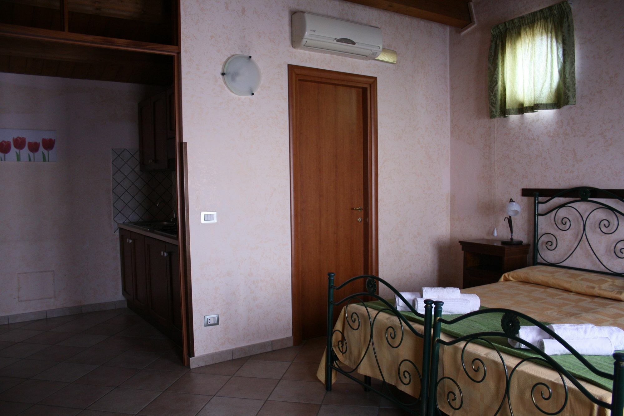 Cityguesthouse Катандзаро Экстерьер фото